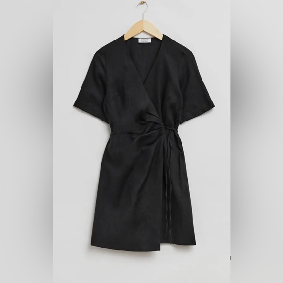 & Other stories linen wrap dress. Black. Small. - Picture 2 of 11
